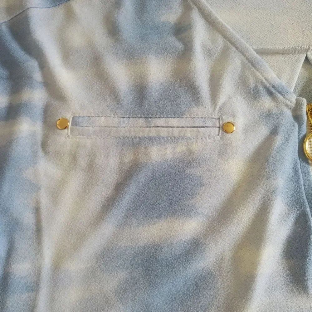 Flower🌻 & Feather🕊️ Tie Dye☮️ Blouse - NWT - Picture 4 of 13